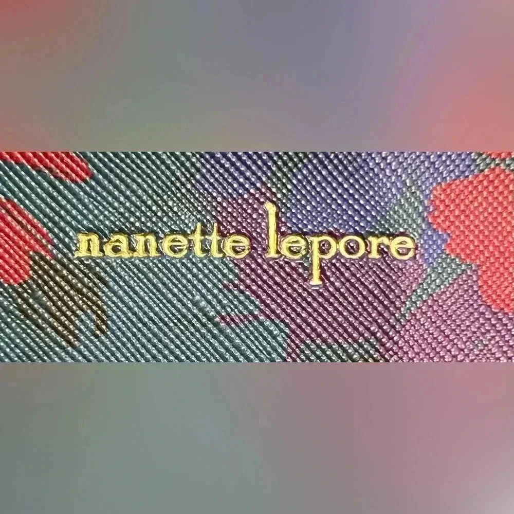 nanette lepore | ladies small floral coin purse